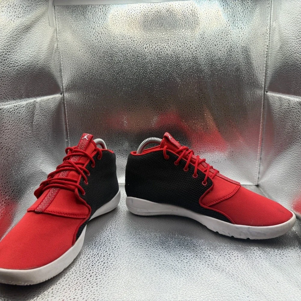 Jordan flat offer athletes